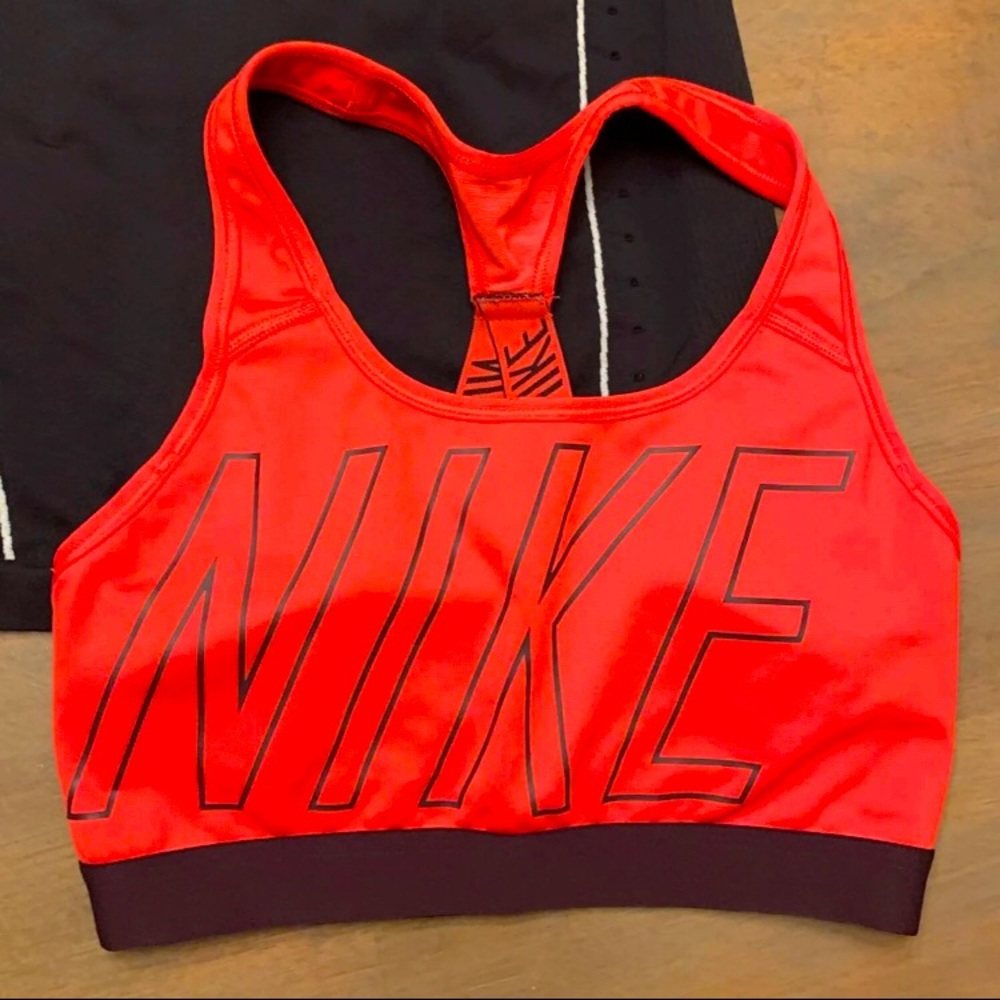 Nike Sports Bra (Med)